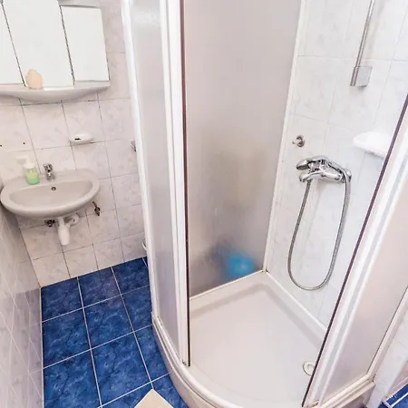 شقة Lovely Apartment In Povljana With Wifi بوفليانا